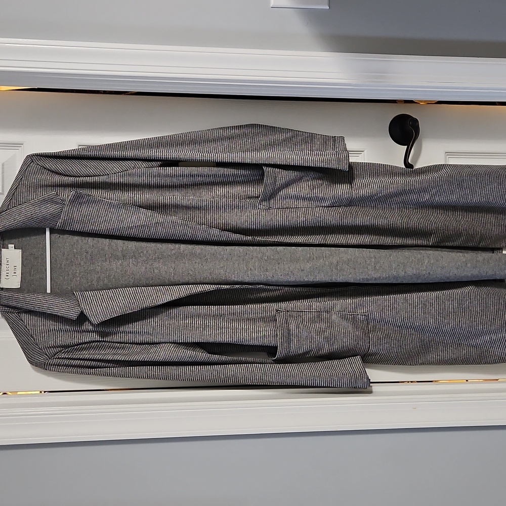 NWT Crescent Drive Large Blazer